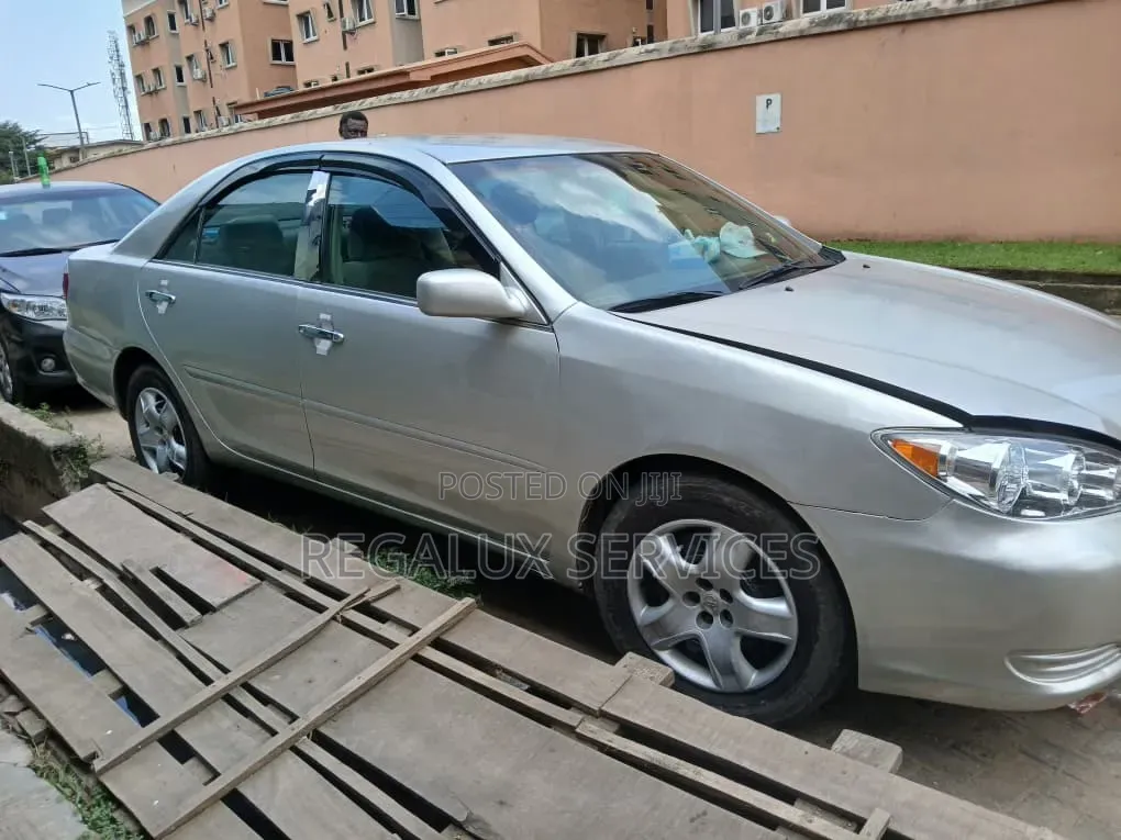 Toyota Camry 2003 Silver