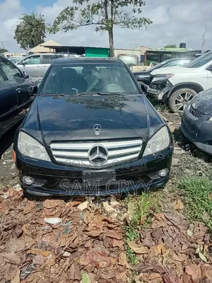 Mercedes-Benz C-Class 2010 Black