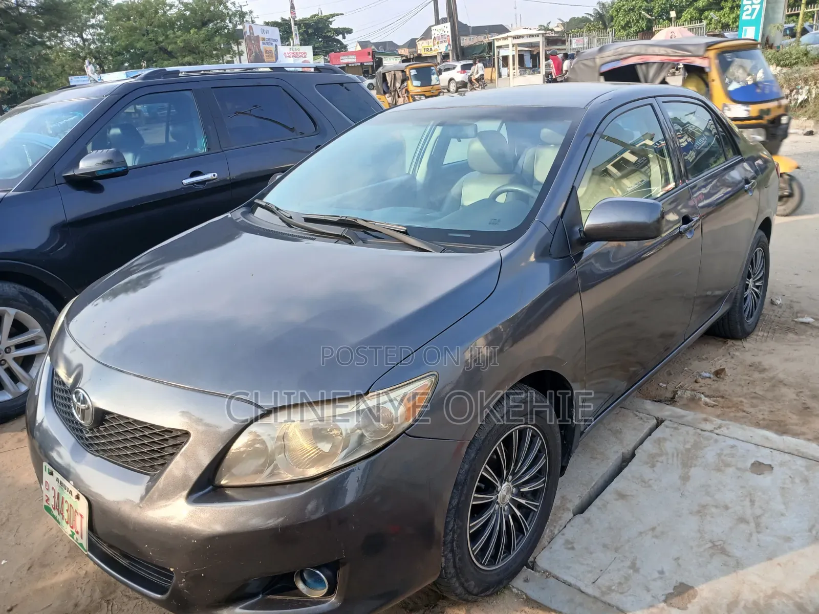 Toyota Corolla 2010 Gray