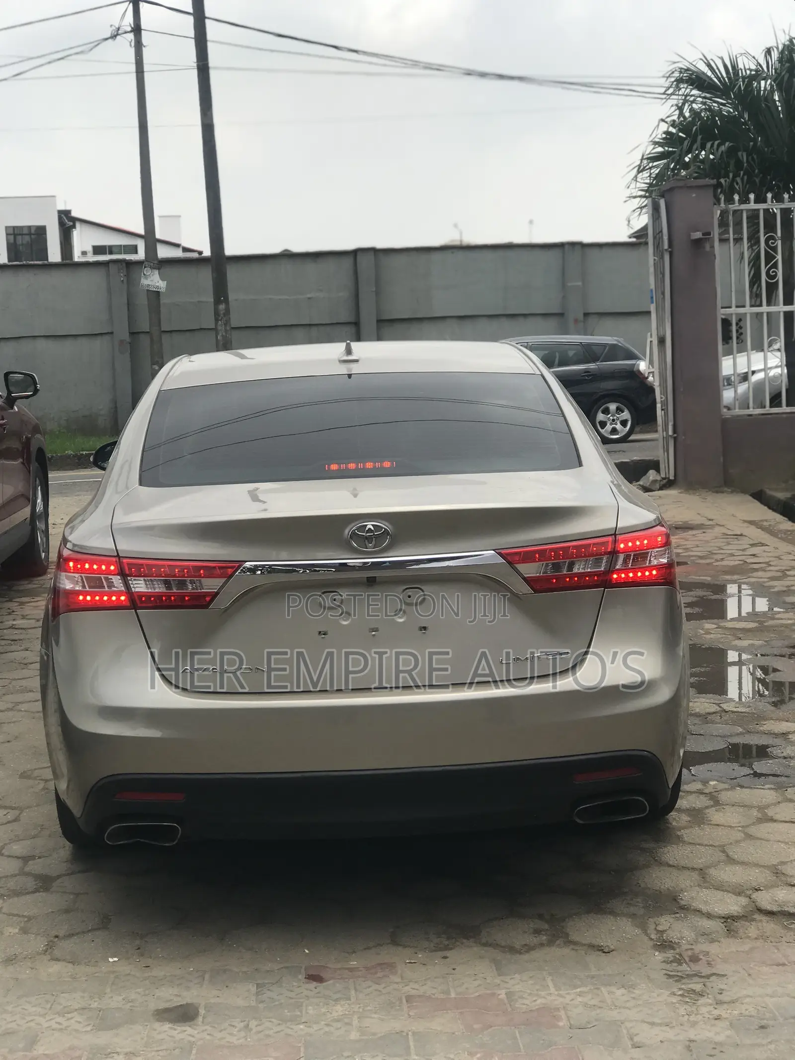 Toyota Avalon 2014 Gold
