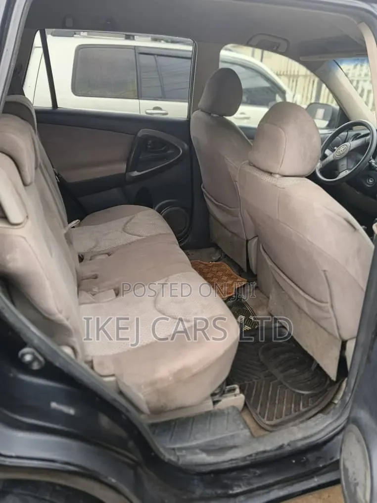 Toyota RAV4 2007 Black