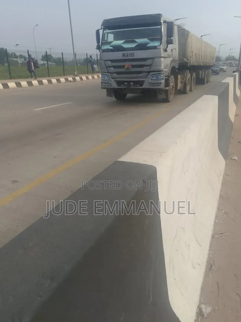 We Sell Dangote and Bua Cement