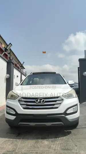 Hyundai Santa Fe Sport 2013 White