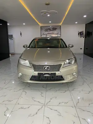 Lexus ES 2013 Gold