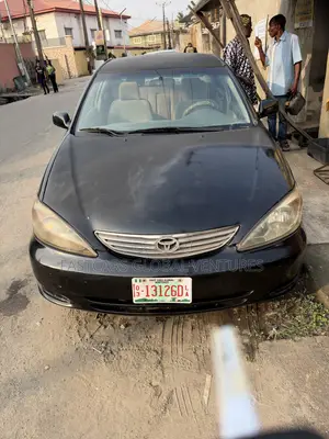 Toyota Camry LE 4dr Sedan (2.4L 4cyl 4A) 2004 Black