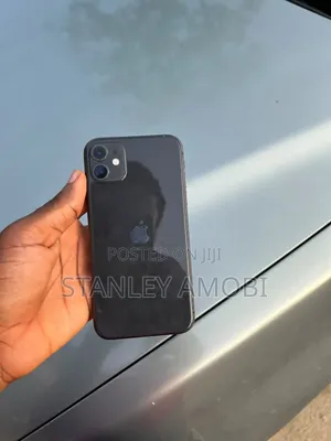 Apple iPhone 11 64 GB Black