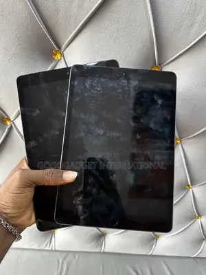 Apple iPad 10.2 (2019) 128 GB Silver