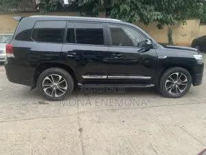Toyota Land Cruiser 2018 Black