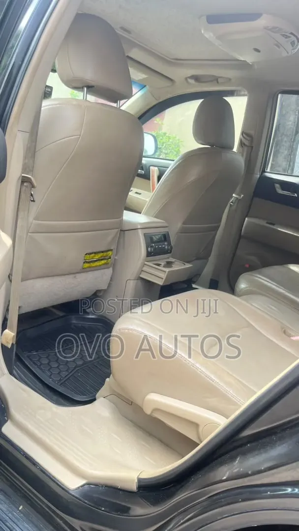Toyota Highlander 2010 Gray