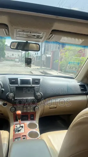 Toyota Highlander 2010 Gray