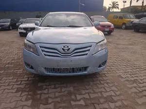 Toyota Camry LE 4dr Sedan (2.4L 4cyl 5A) 2008 Blue