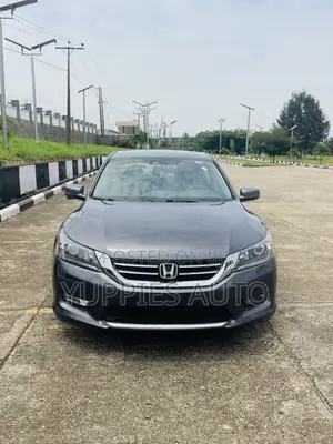 Honda Accord Touring V-6 4dr Sedan (3.5L 6cyl 6A) 2015 Gray