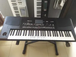Korg Pa300 Arranger Keyboard