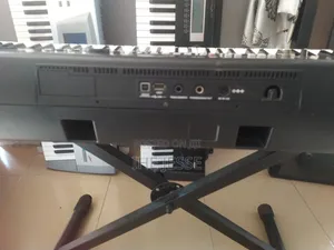 Korg Pa300 Arranger Keyboard