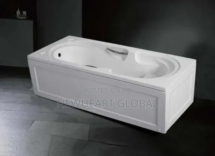 Quality Executive Panel Bathtub
