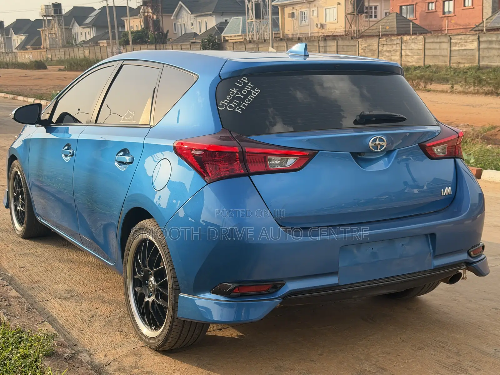 Scion iM Base 2016 Blue