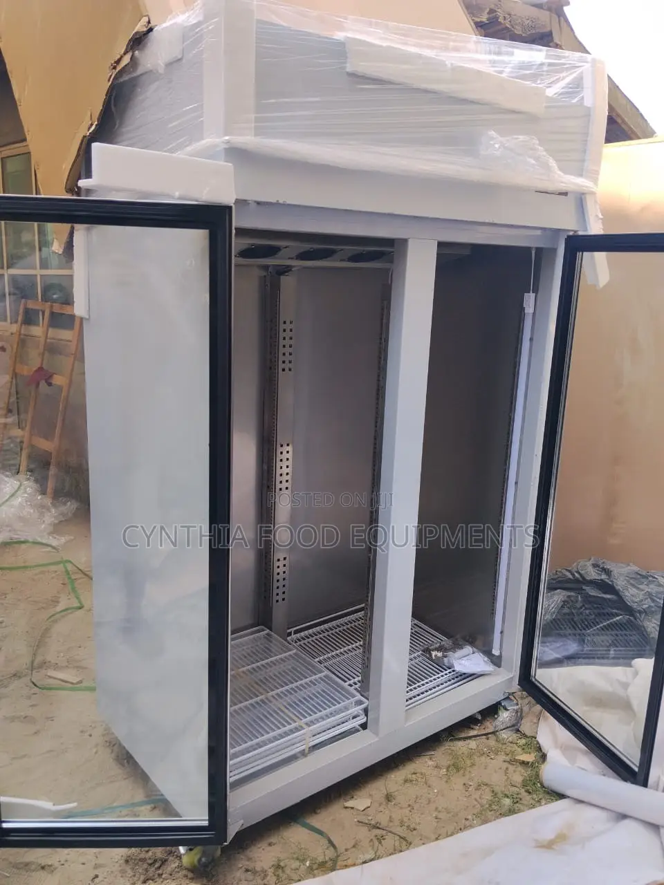2 Doors Display Freezer With Fan Cooling (Freezing Point -18 to -22)