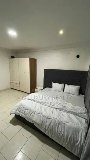 1bdrm Shared Apartment in Chevron for rent