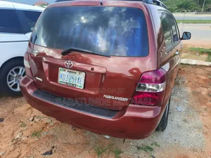 Toyota Highlander 2003 Red