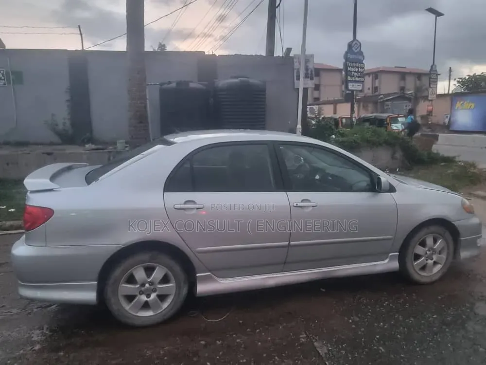 Toyota Corolla S 2005 Silver