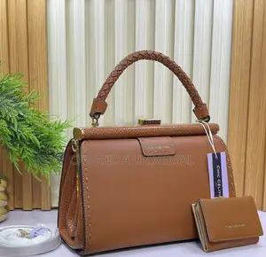 Chic Célitina Braided Top Handle Handbag