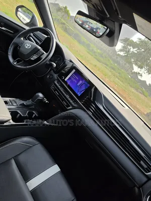 Toyota Camry SE 2025 Gray