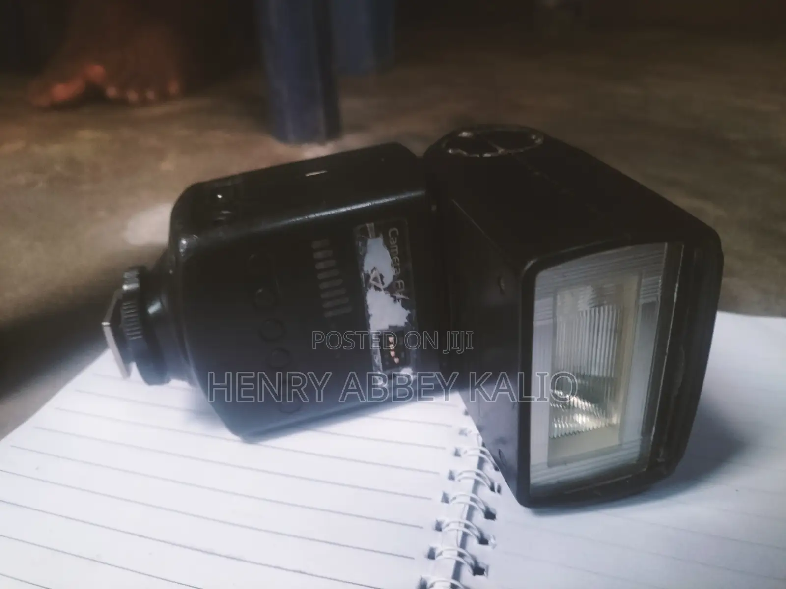 D90 Nikon Camera With External Flash