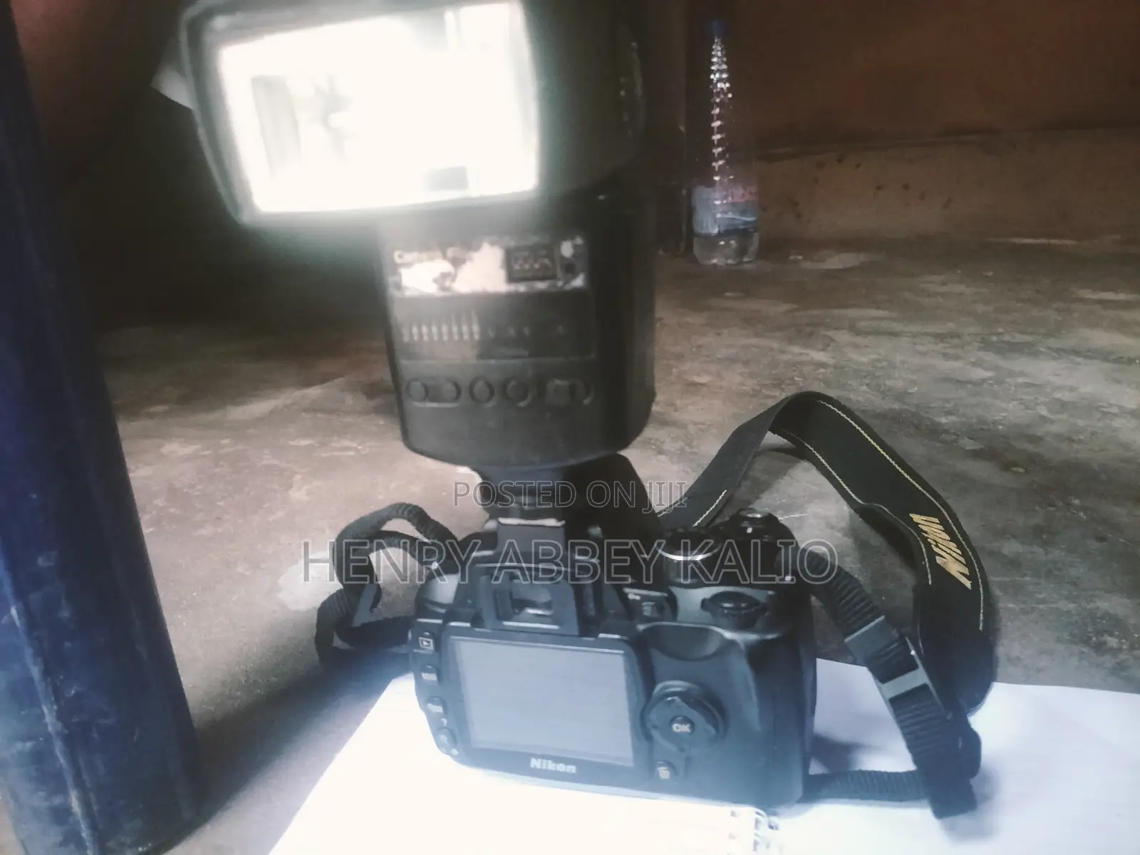 D90 Nikon Camera With External Flash