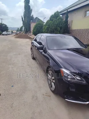 Mercedes-Benz E350 Base 4Matic Sedan AWD (3.5L 6cyl 7A) 2015 Black
