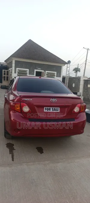 Toyota Corolla 2010 Red