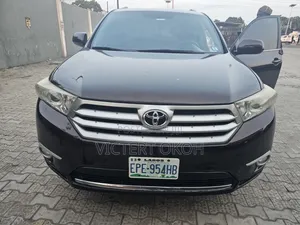 Toyota Highlander 2013 Black