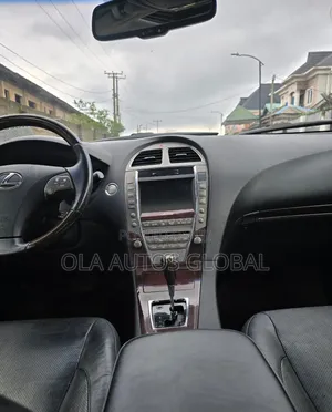 Lexus ES 2012 Silver