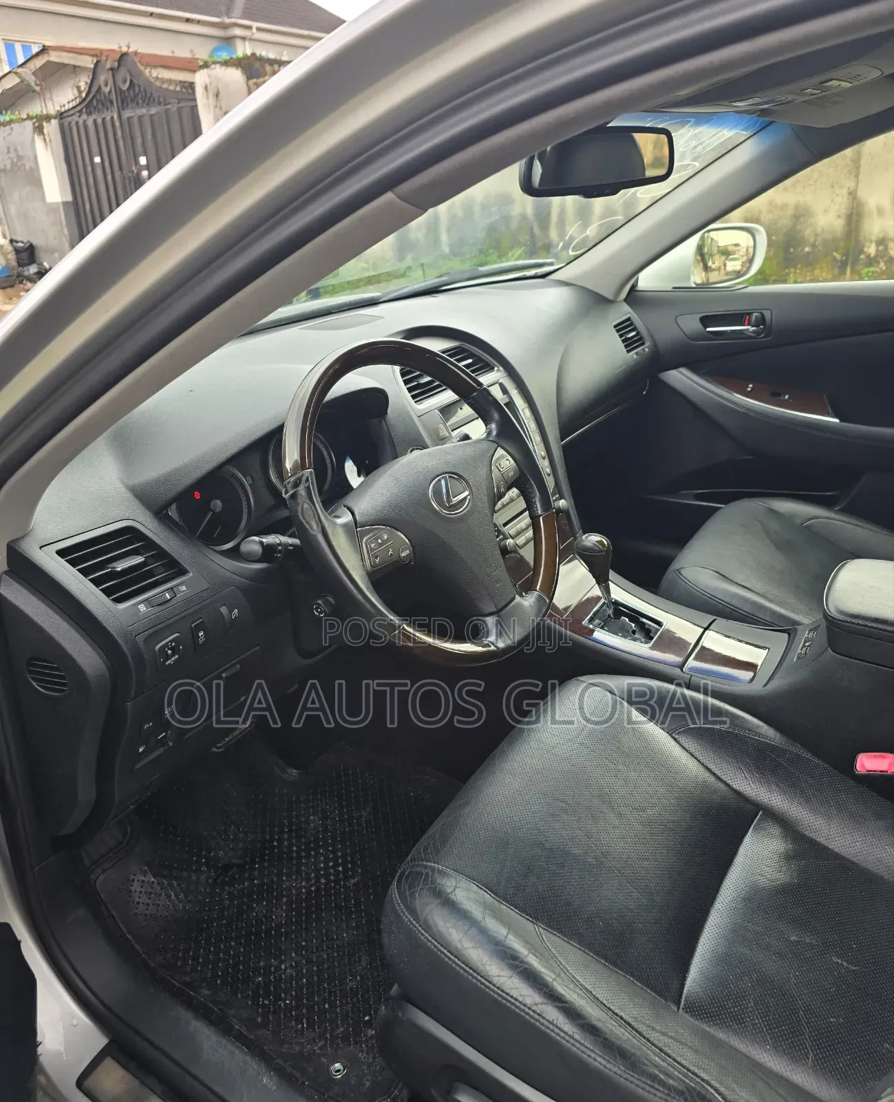 Lexus ES 2012 Silver