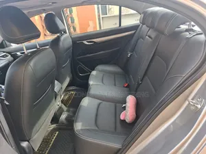 Geely Emgrand Luxury 2021 Silver