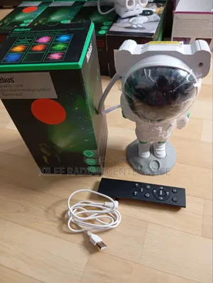 Mebus Galaxy and Starry Sky Projector “Astronaut