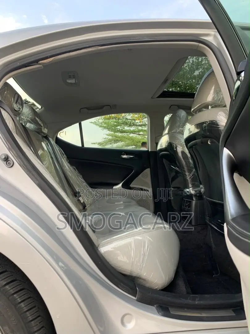 Lexus IS 250 2010 Silver