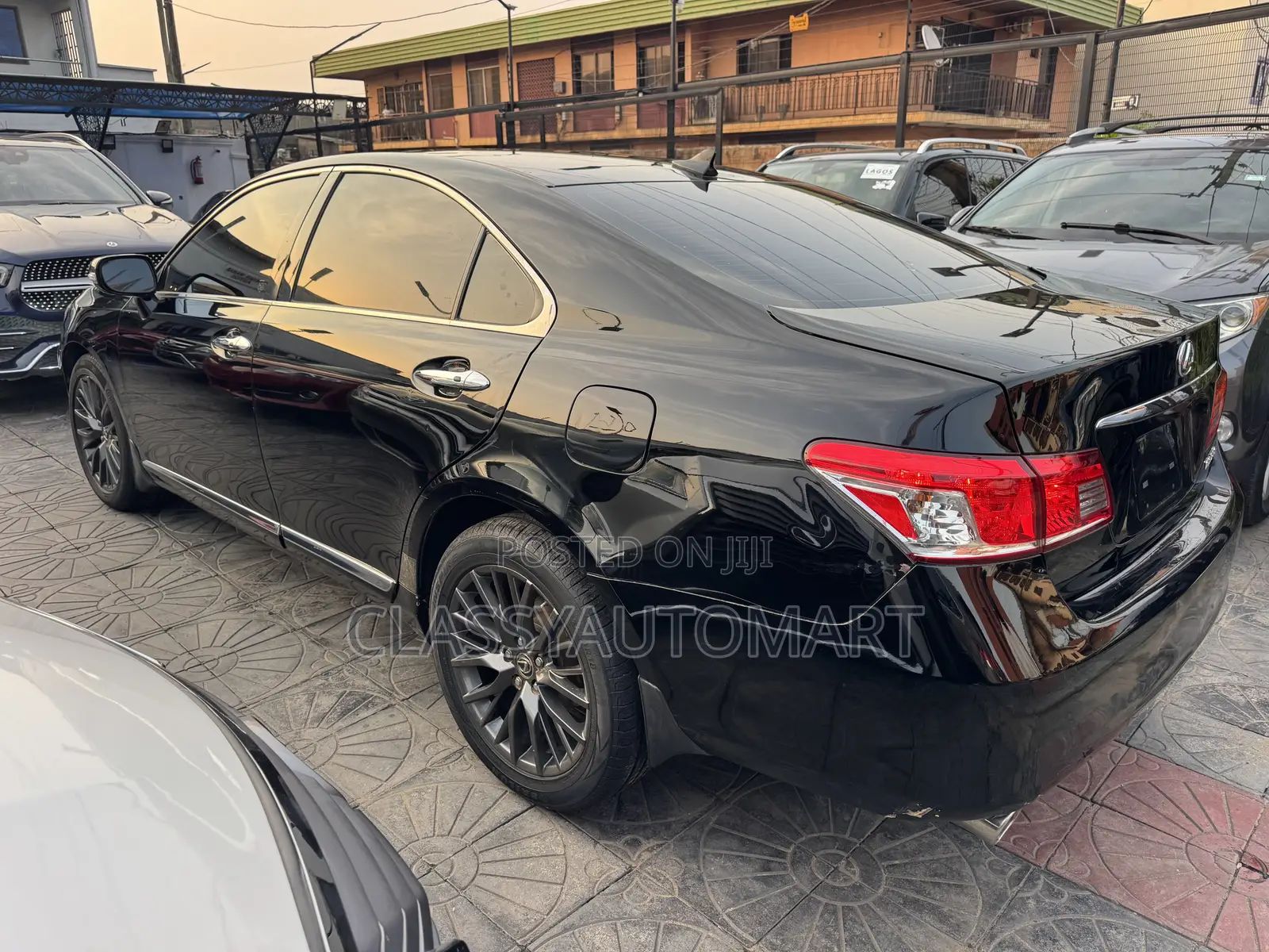 Lexus ES 350 2011 Black