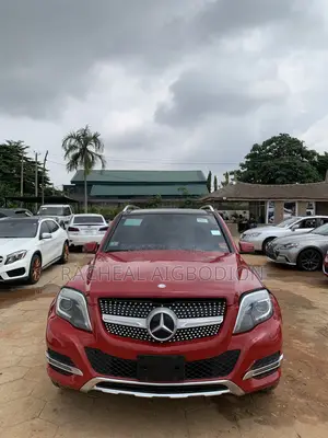 Mercedes-Benz GLK-Class 2015 Red
