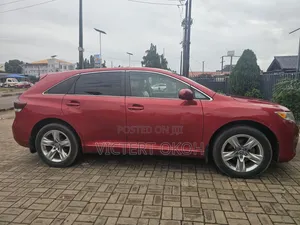 Toyota Venza V6 2010 Red