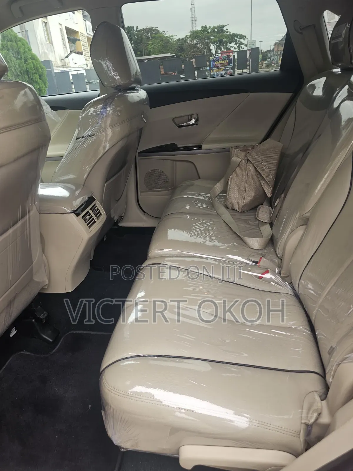 Toyota Venza V6 2010 Red