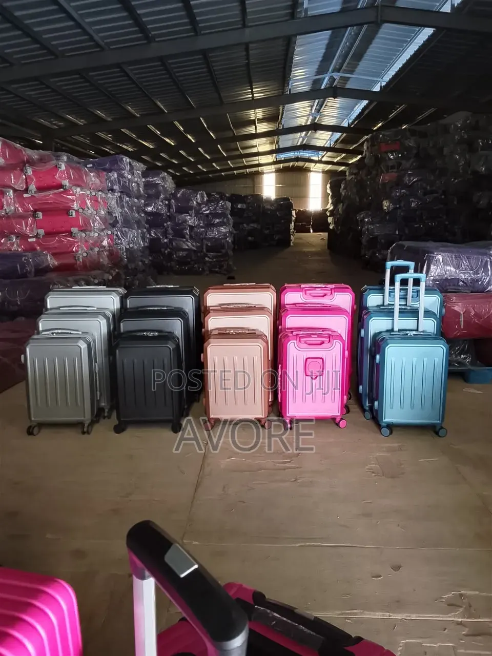 Suitcase (Wide -Trolley Suitcase)