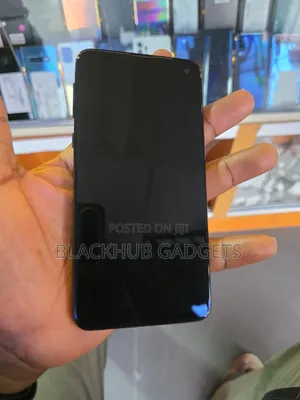 Samsung Galaxy S10e 128 GB Black