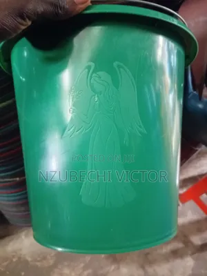 Household Souvenirs and Gift Items
