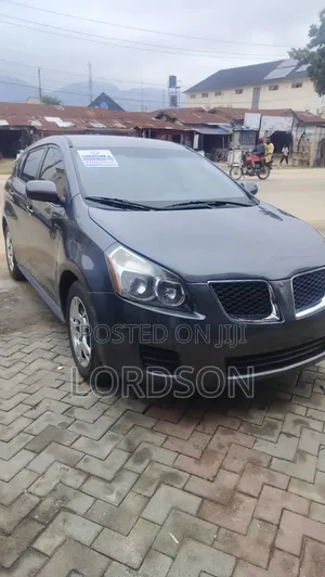 Pontiac Vibe 2010 Gray