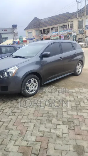Pontiac Vibe 2010 Gray