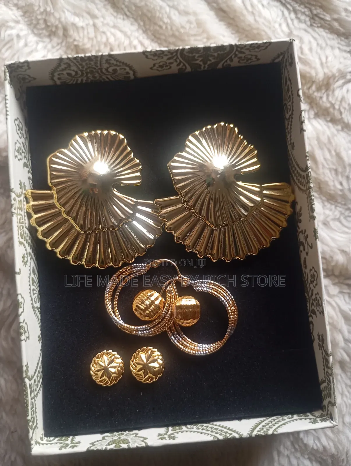 Non Tarnish Work and Party Set