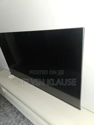 Hisense 55 Inches TV