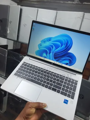 Laptop HP ProBook 450 G8 8GB Intel Core i5 SSD 256GB