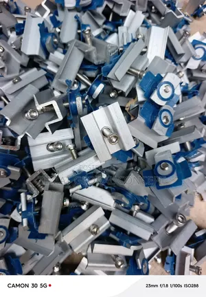 Mid Clamps for Solar Panel Mounting