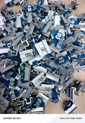 Mid Clamps for Solar Panel Mounting